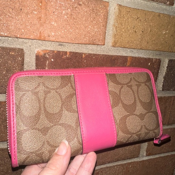 Coach Zip Around Accordion Long Wallet Signature Brown/Pink - Picture 3 of 8